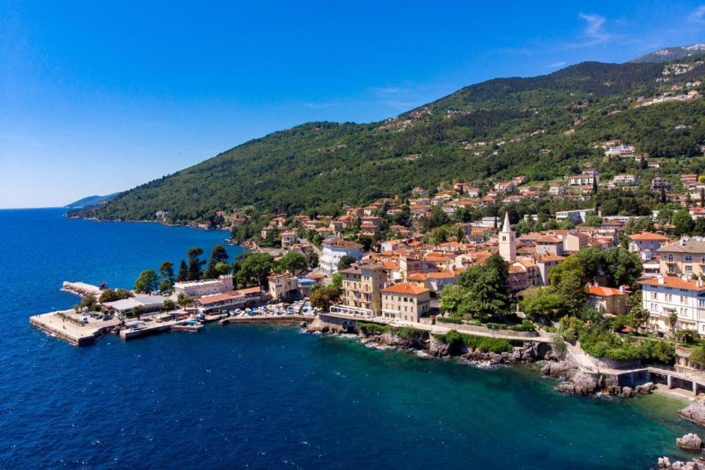 Apartman Barocco Lovran Exteriér fotografie