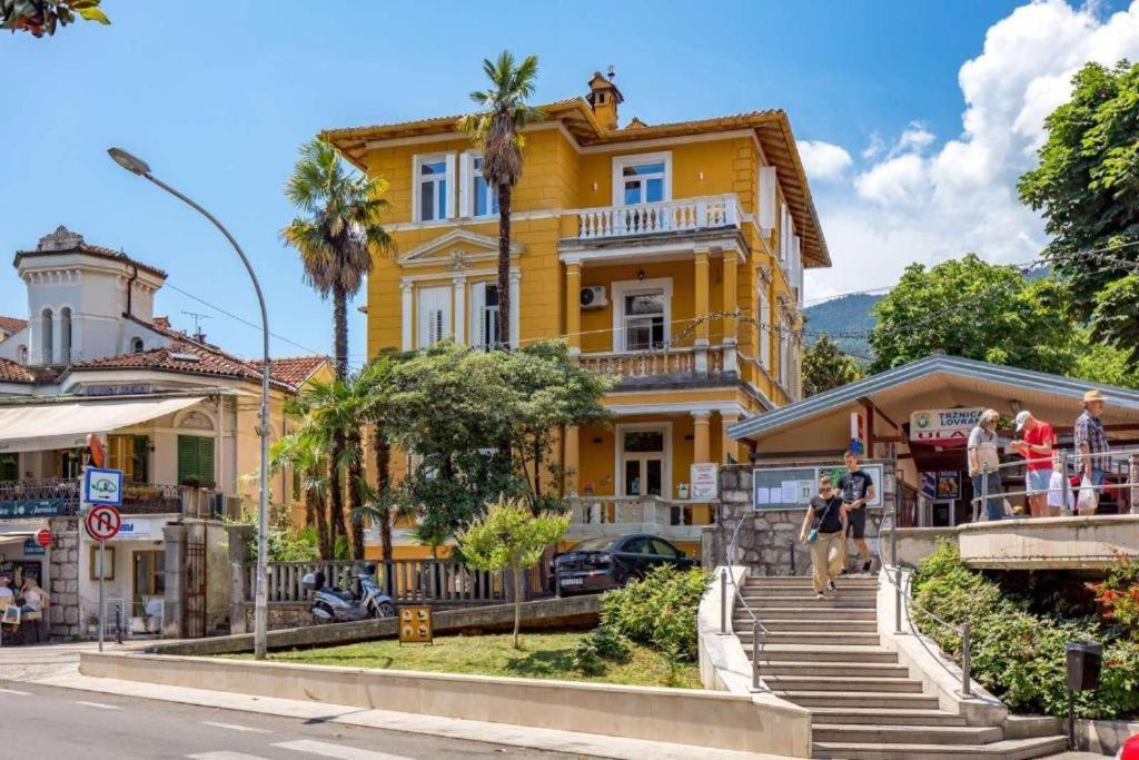Apartman Barocco Lovran Exteriér fotografie
