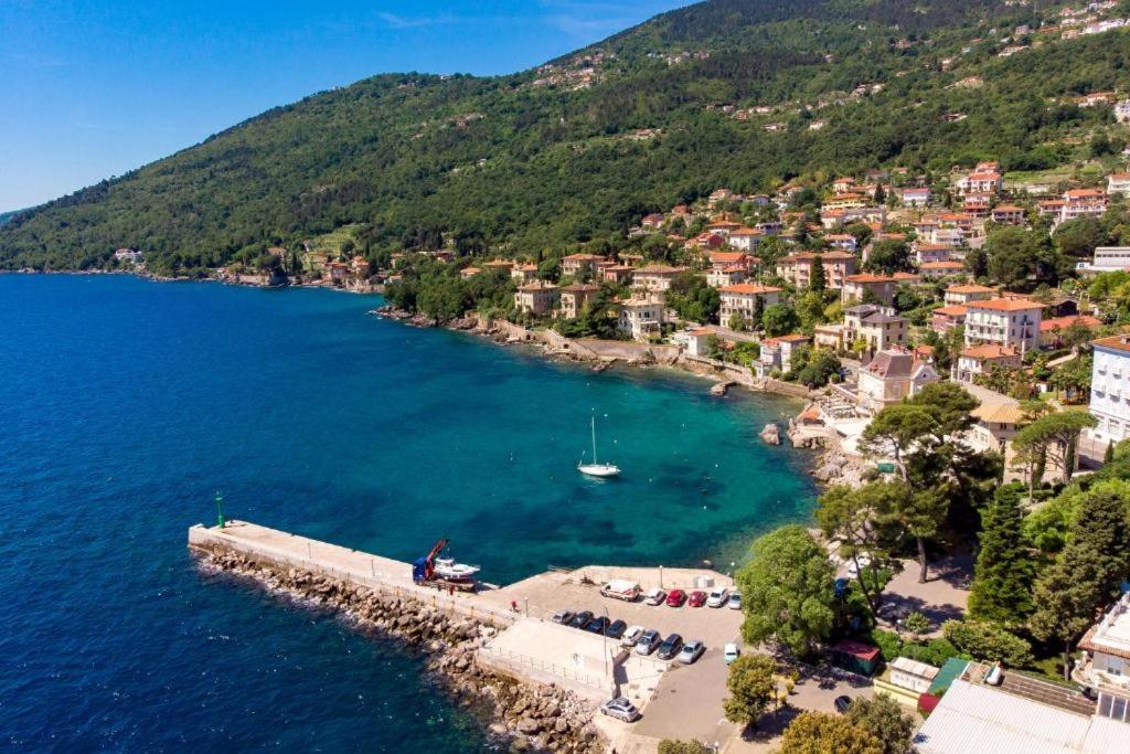 Apartman Barocco Lovran Exteriér fotografie